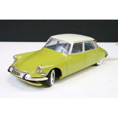 451 - Boxed GeGe Citroen DS 19 Teleguidee 'Grand Prix Du Jouet' battery-operated remote control car, circa... 