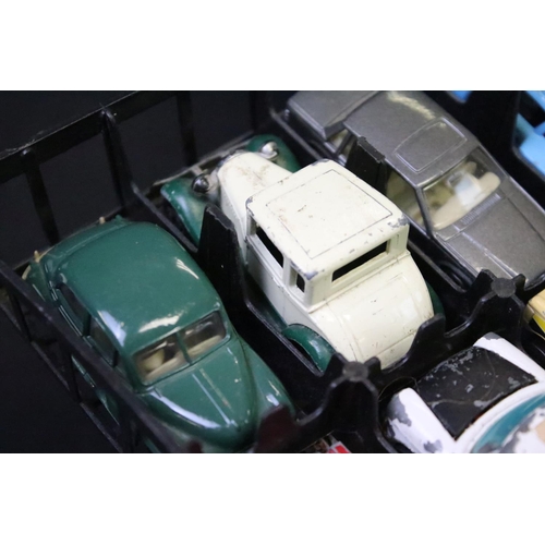 1273 - Quantity of mid 20th C onwards play worn diecast models to include Matchbox, Corgi, Dinky etc featur... 