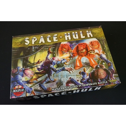 322 - Fantasy Gaming - Five boxed games / sets to include Games Workshop Warhammer 40000 Space Hulk 'Man V... 