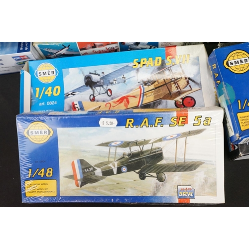 327 - 20 Boxed & unbuilt plastic model kits, mostly aircraft, to include 3 x Monogram (2 x 74012 British S... 