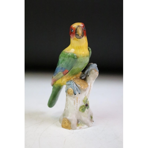 43 - Eight ceramic bird figures to include 4 x Royal Worcester examples (2 x 3377 Yellow Hammers, 3363 Pi... 