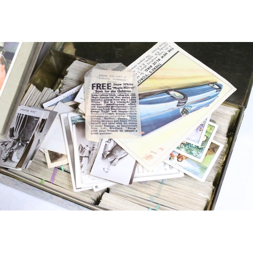 447 - Collection of cigarette cards, contained within albums & loose, to include Will's, Player's and Chur... 