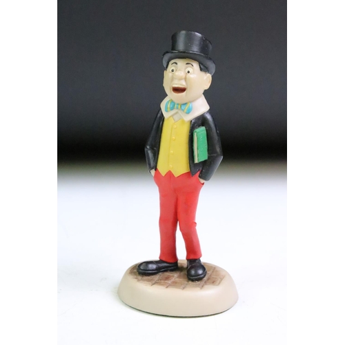 65 - Group of Robert Harrop Beano Dandy collection figurines to include Dennis the Menace; Rollerblading ... 