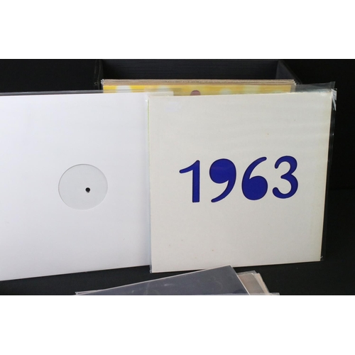 650 - Vinyl - 2 albums and 26 12” singles by New Order, including Test Pressings, Promos and private press... 