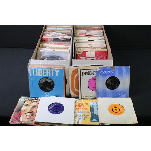 704 - Vinyl - Over 250 1950’s and 1960’s 7” singles and EP’S including Rock ‘N’ Roll, Beat, Mod, Rock and ... 