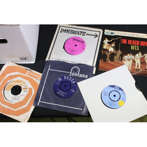 704 - Vinyl - Over 250 1950’s and 1960’s 7” singles and EP’S including Rock ‘N’ Roll, Beat, Mod, Rock and ... 