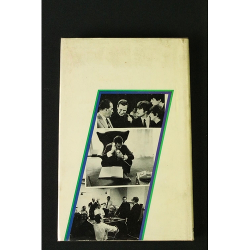 940 - Memorabilia - Brian Epstein A Cellarful Of Noise first edition hardback book.