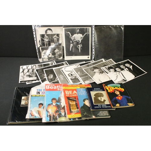 941 - Memorabilia - A collection of Beatles and related books to include The Beatles Book 1966 Christmas E... 