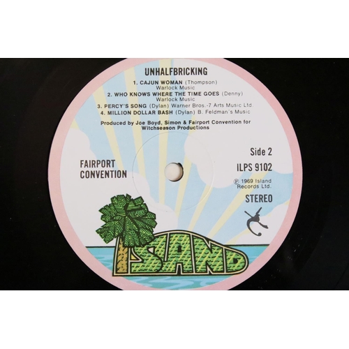 374 - Vinyl - 2 Fairport Convention LPs to include Unhalfbricking (ILPS 9102) and Liege And Lief (ILPS 911... 