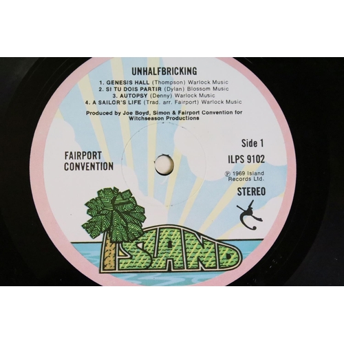 374 - Vinyl - 2 Fairport Convention LPs to include Unhalfbricking (ILPS 9102) and Liege And Lief (ILPS 911... 