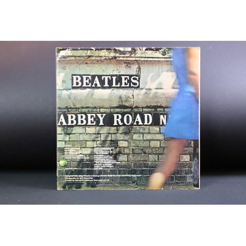 375 - Vinyl - 4 The Beatles LPs to include The Beatles Second Album (Capitol ST 2080) US pressing, Abbey R... 