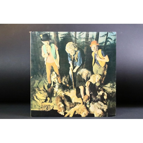 380 - Vinyl - 2 Jethro Tull LPs to include This Was (CHR 1041) green Chrysalis label, gatefold sleeve, and... 