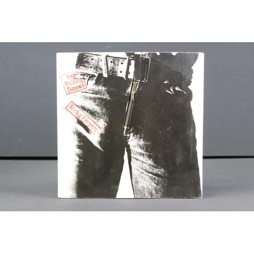 615 - Vinyl - 5 Rolling Stones LPs to include Sticky Fingers (COC 59100), Through The Past Darkly (LK 5019... 