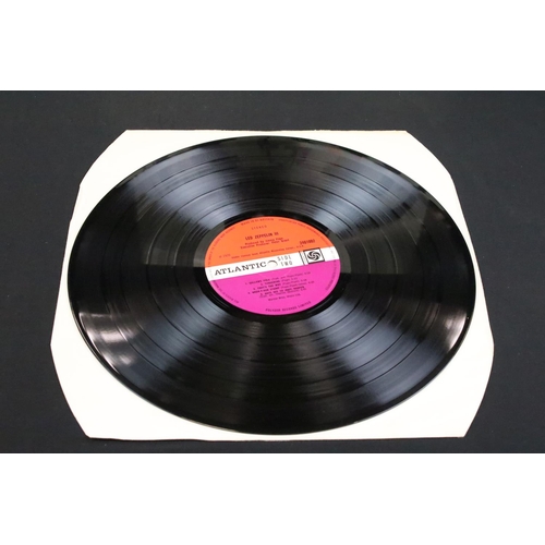 616 - Vinyl - 2 Led Zeppelin UK pressing LPs to include III (2401002 on label 240 1002 on sleeve), plum At... 