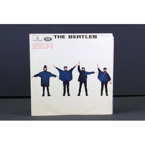 618 - Vinyl - 6 The Beatles LPs to include The White Album No. 0297911 mono with 4 photos and divider, pos... 