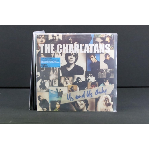 648 - Vinyl / Autograph - 1 album and 4 12” singles by The Charlatans and Tim Burgess, including Signed ex... 