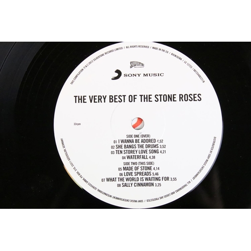 668 - Vinyl / Autograph - 2 copies of The Stone Roses – The Very Best Of The Stone Roses. One signed by Ia... 