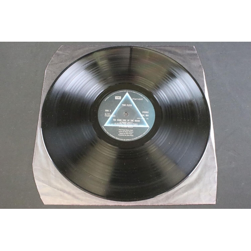 473 - Vinyl - Pink Floyd Dark Side Of The Moon (SHVL 804).  Gatefold sleeve, black inner, 2 posters, 2 pos... 