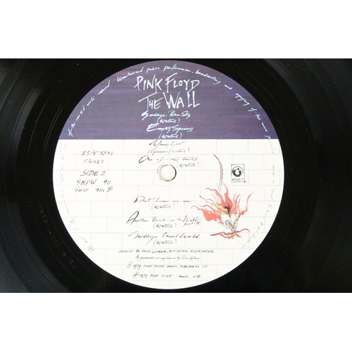 474 - Vinyl - Pink Floyd The Wall on Harvest SHDW 4111/2, matrices A-2U / B-3U and A-3U / B-3U, inners hea... 