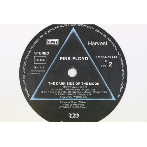 475 - Vinyl - Pink Floyd Dark Side Of The Moon German pressing (1C06405249).  White vinyl, 2 posters, 2 po... 