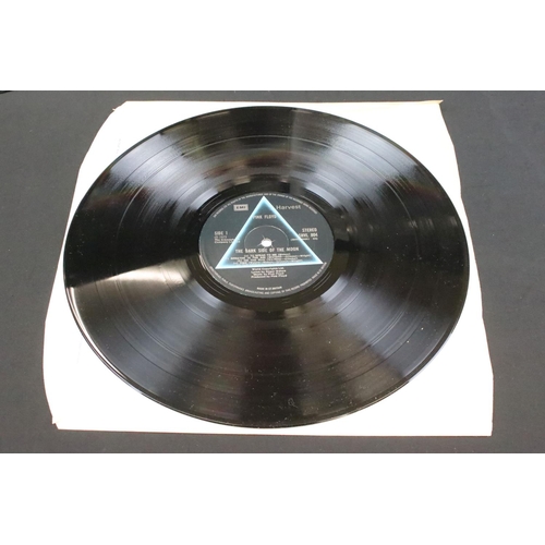 478 - Vinyl - Pink Floyd Dark Side Of The Moon (SHVL 804).  Gatefold sleeve, white inner, 2 posters, 2 pos... 