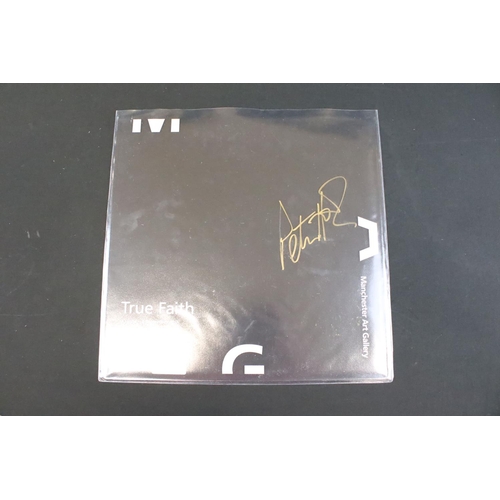 649 - Vinyl / Autograph - New Order - Get Ready. UK 2001, Signed on front by Peter Hook, Stephen Morris an... 