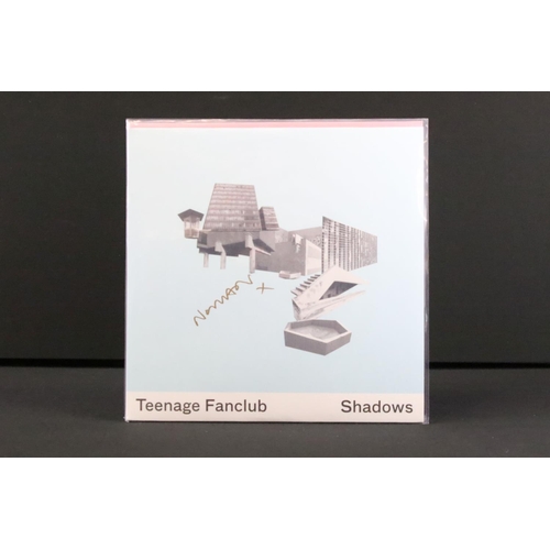 655 - Vinyl / Autographs - 7 Teenage Fanclub album, 6 of which are signed by member Norman Blake, to inclu... 