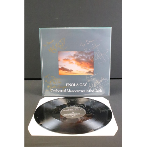 656 - Vinyl / Autographs - Orchestral Manoeuvres In The Dark – Enola Gay. Original UK 1980 12”, Fully sign... 