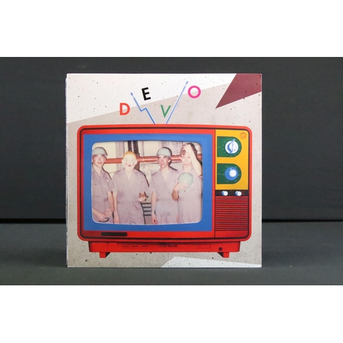 559 - Vinyl - Devo 7 albums to include: Miracle Witness Hour (UK white vinyl, Futurismo Records, FUTNO2), ... 