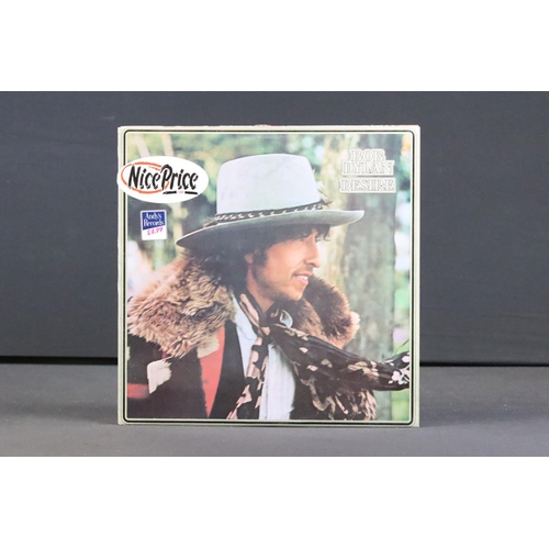 117 - Vinyl - 16 Bob Dylan LPs spanning his career to include MTV Unplugged (Columbia – 478374 1), Good As... 