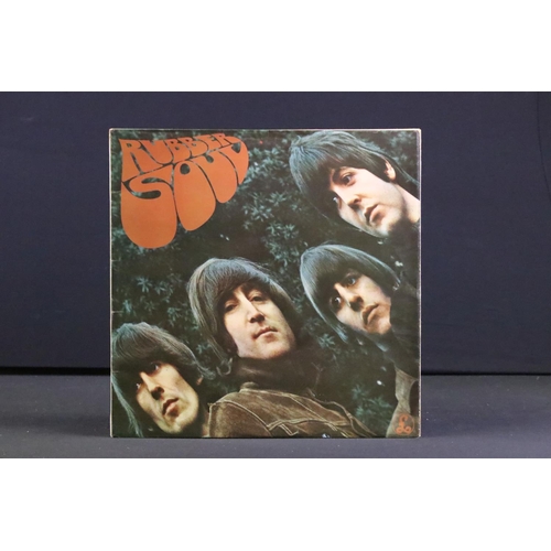 119 - Vinyl - 10 Beatles & members LPs to include Rubber Soul (Stereo 1 box EMI), Sgt Pepper, With The Bea... 