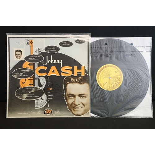 120 - Vinyl - 14 Johnny Cash LPs spanning his career featuring early pressings, and various labels to incl... 