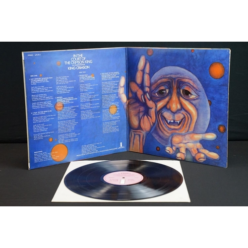 126 - Vinyl - 6 Rock LPs to include King Crimson In The Court Of (Island ILPS 9111 A2/B4 pink 'i' label), ... 