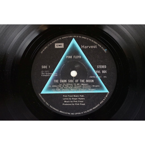 686 - Vinyl - Pink Floyd Dark Side Of The Moon on Harvest SHVL 804.  A10 / B9 matrices.  Complete with pos... 