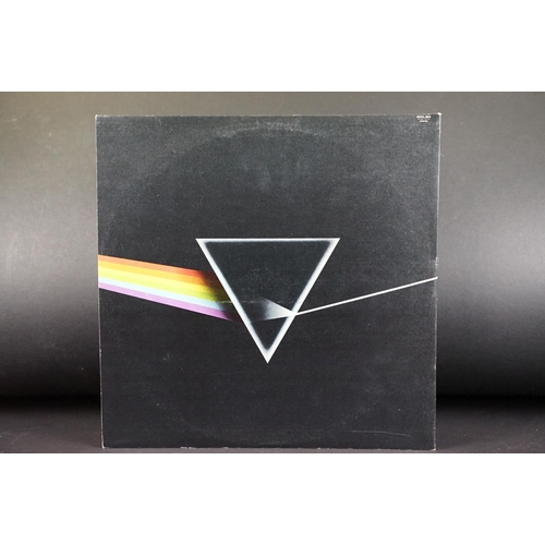 686 - Vinyl - Pink Floyd Dark Side Of The Moon on Harvest SHVL 804.  A10 / B9 matrices.  Complete with pos... 