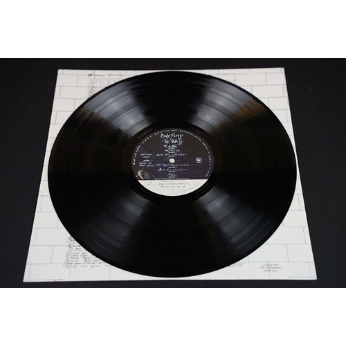 688 - Vinyl - Pink Floyd The Wall LP second issue on Harvest with no barcode, and clear sticker to front o... 