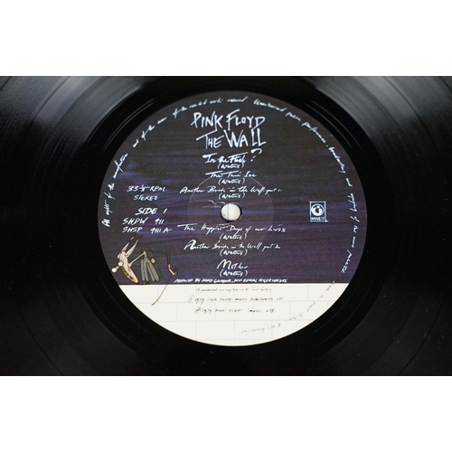 688 - Vinyl - Pink Floyd The Wall LP second issue on Harvest with no barcode, and clear sticker to front o... 