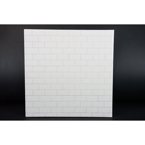 688 - Vinyl - Pink Floyd The Wall LP second issue on Harvest with no barcode, and clear sticker to front o... 