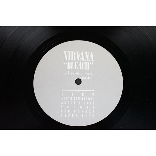 41 - Vinyl - Nirvana - Bleach. Original UK 1989 pressing, Tupelo Recording Company , TUPLP 6. VG++