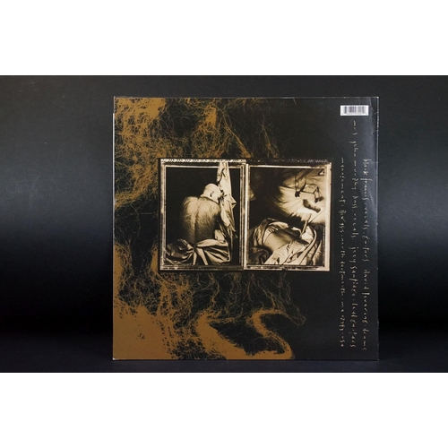 54 - Vinyl - The Pixies 4 albums to include: Trompe Le Monde (UK 2008, 4AD CAD 1014), Doolittle (UK 2014 ... 