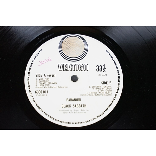 562 - Vinyl - Black Sabbath Paranoid on Vertigo 6360 011.  Small swirl label, no Jim Simpson credit, plain... 