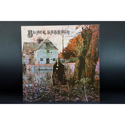 570 - Vinyl - 4 Black Sabbath LPs to include VOL 4 (NEL 6005), Master Of Reality (NEL 6004), Sabbath Blood... 