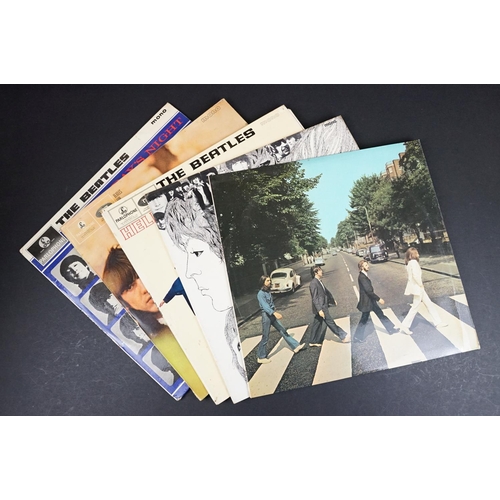 579 - Vinyl - 17 The Beatles & related LPS to include Hey Jude (UK Export issue CPCS 106), Abbey Road (No ... 