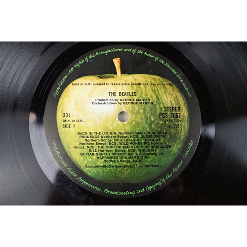 696 - Vinyl - 3 The Beatles LPs to include The White Album stereo top loader No.0193702 name to rear sleev... 