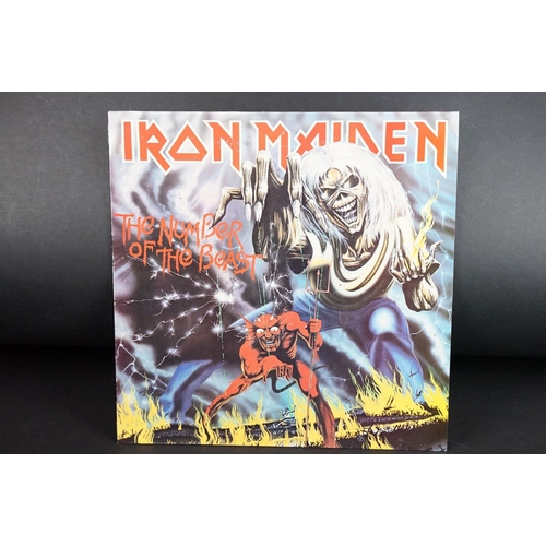 70 - Vinyl & Autographs - 2 Iron Maiden LPs and 4 12