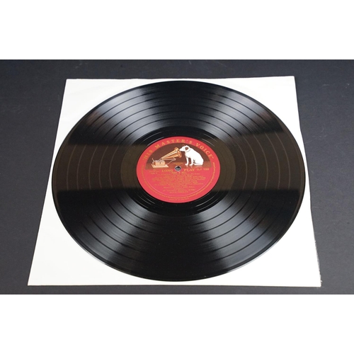 8 - Vinyl - Elvis Presley Rock 'N’ Roll. Original UK 1957 pressing, gold lettering, Side B: Track 6 is n... 