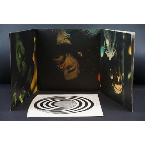 141 - Vinyl - 3 LPs on Vertigo Records to include Juicy Lucy (V02) large Vertigo label and swirl inner, sl... 