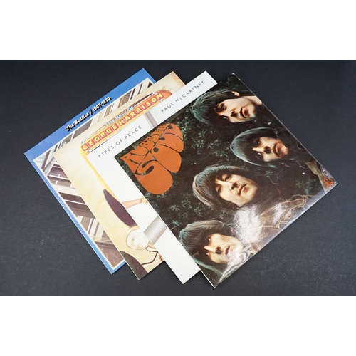 177 - Vinyl - 13 Beatles & members LPs including Sgt Pepper (German Stereo pressing Odeon SHZE 401), The W... 