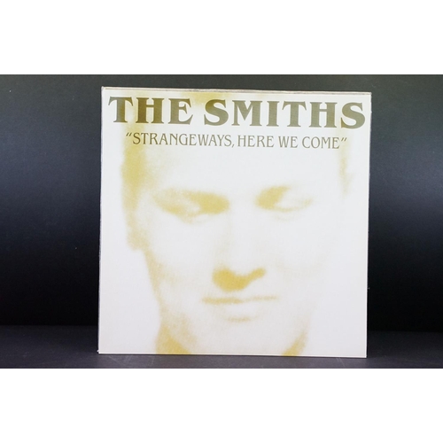 384 - Vinyl - The Smiths, 4 albums and 4 12” singles to include: The Queen Is Dead (UK 2009, Rhino Records... 