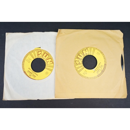 449 - Vinyl - 17 Johnny Cash original Sun Records  USA pressings to include: Hey Porter (Sun 221), Country... 